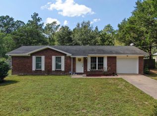 140 White St, Defuniak Springs, FL 32435