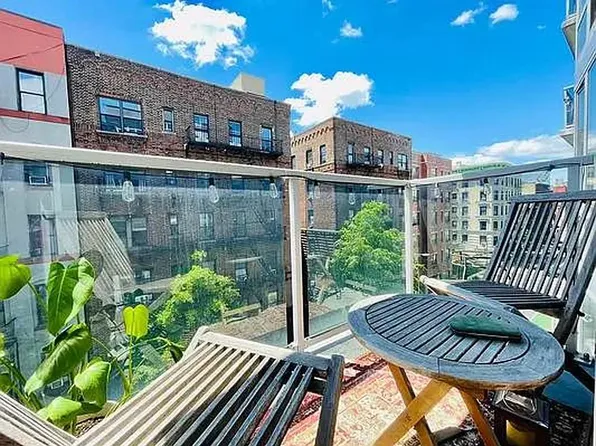 192 Stanton St #5C, New York, NY 10002