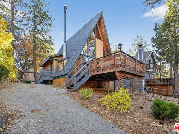 691 Santa Barbara Ave, Big Bear City, CA 92386