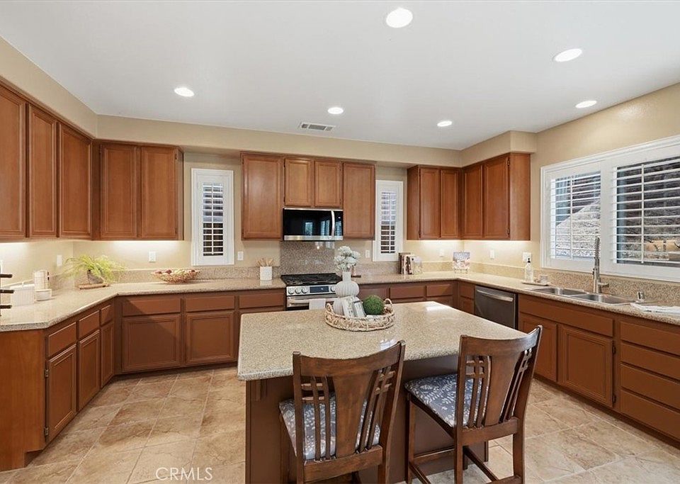 31249 Palomar Rd, Menifee, CA 92584 | MLS #SW26134035 | Zillow