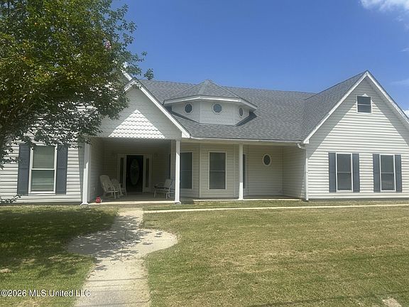 2nd image of 426 Merritt St