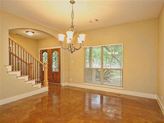 5th image of 106 Camm Lary Cir