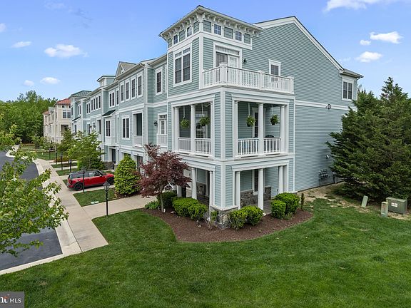 2nd image of 21105 Laguna Drive