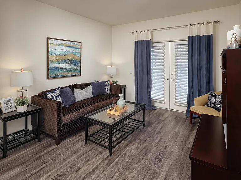 Laurel Canyon Apartment Homes — Photo 19