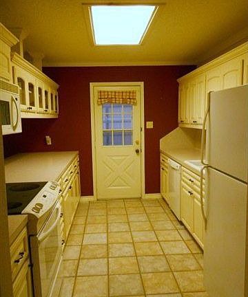 4th image of 2849 Saba Ln