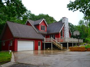 1062 S Manning Hill Rd, Lachine, MI 49753