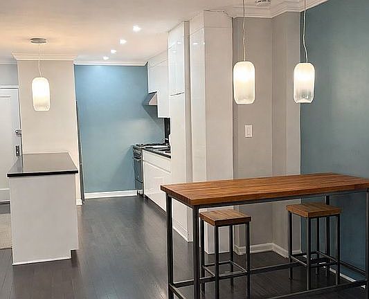 2nd image of 319 E 105th St APT 4C