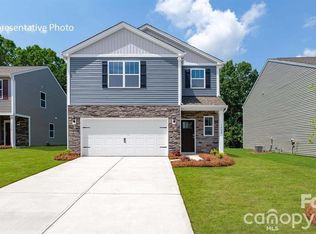 1375 37th Avenue Ln NE, Hickory, NC 28601