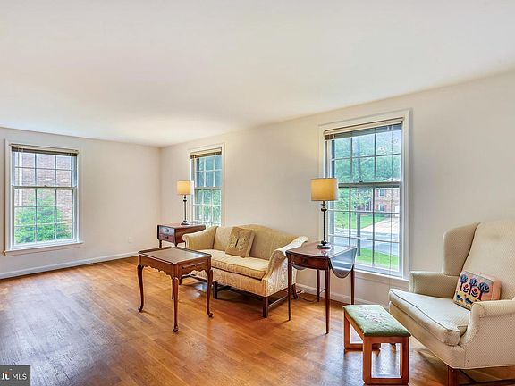 4th image of 7025 Tilden Ln