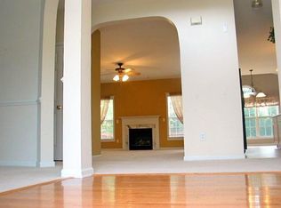 5708 Beargrass Ln, Raleigh, NC 27616