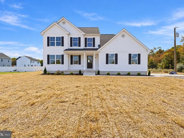 2271 E Oak Rd, Vineland, NJ 08361