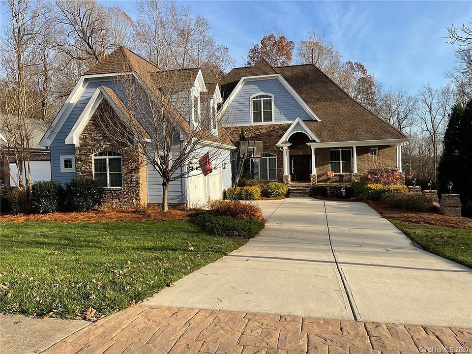 2nd image of 6352 Fox Chase Dr #8