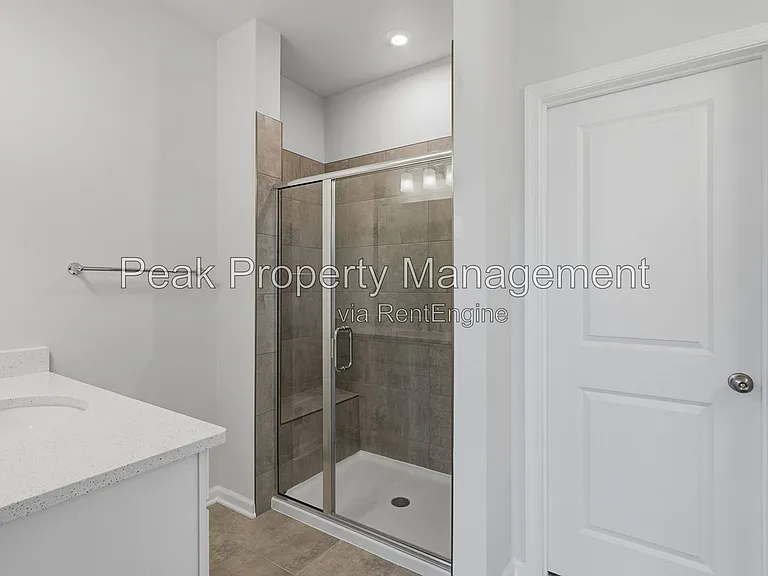227 Brattice Dr — Photo 20