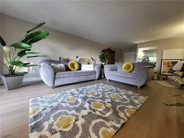 750 S Royal Crest Cir Unit 342, Paradise Town, NV 89169