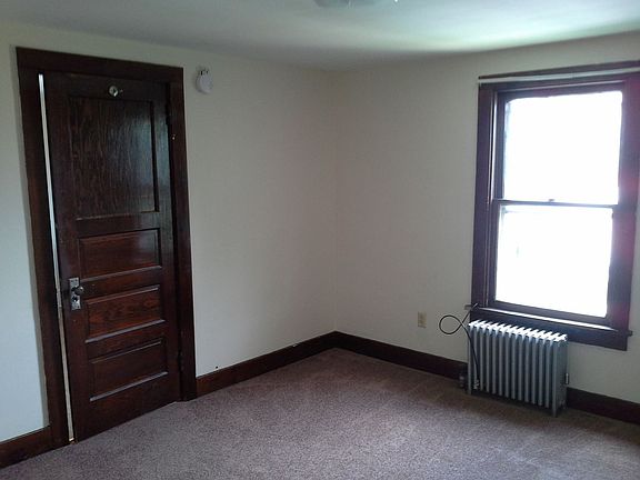 3rd image of 111-113 E Bald Eagle St #2A