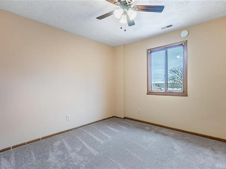 160 N 4th St #162 — Photo 12