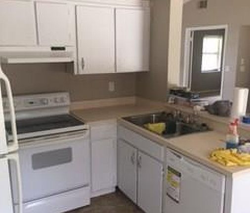 2nd image of 18 Becket Ln