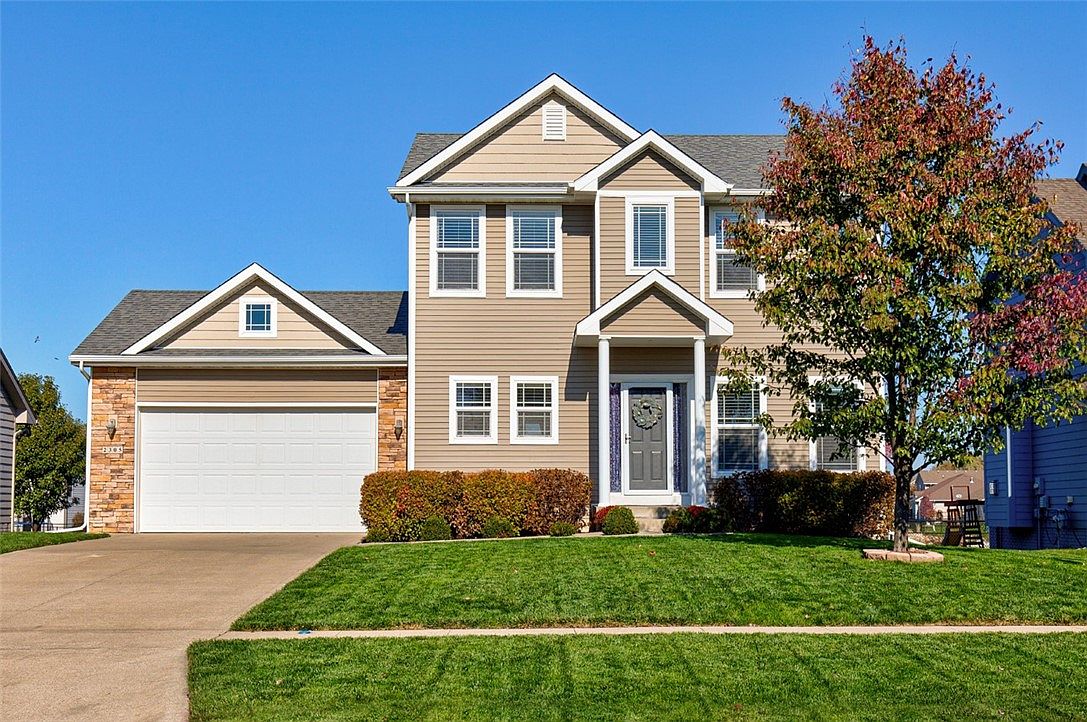 2305 SE Leeann Dr, Waukee, IA 50263 Zillow