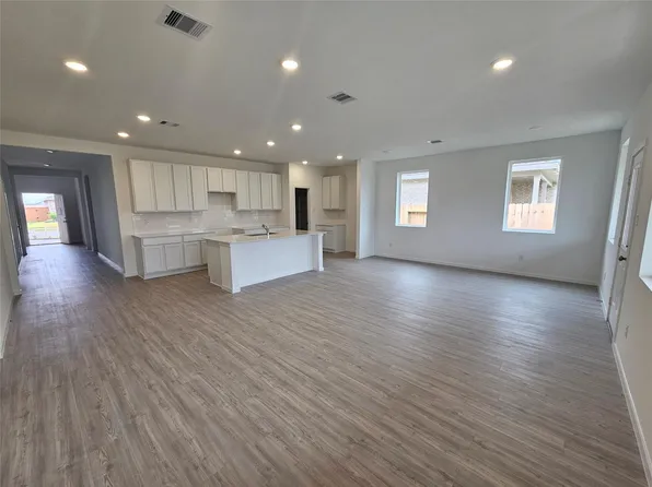 16314 Chestnut Haven Ln, Hockley, TX 77447