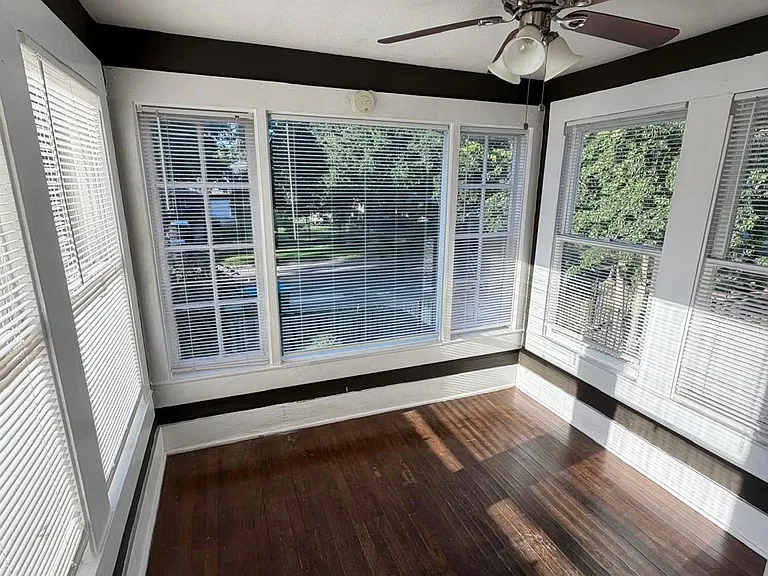 4334 Polk St #3 — Photo 3
