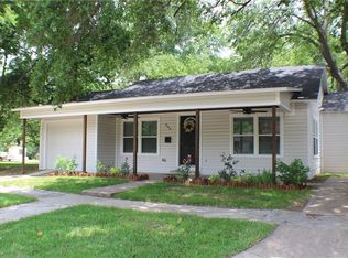 806 N Frances St, Terrell, TX 75160