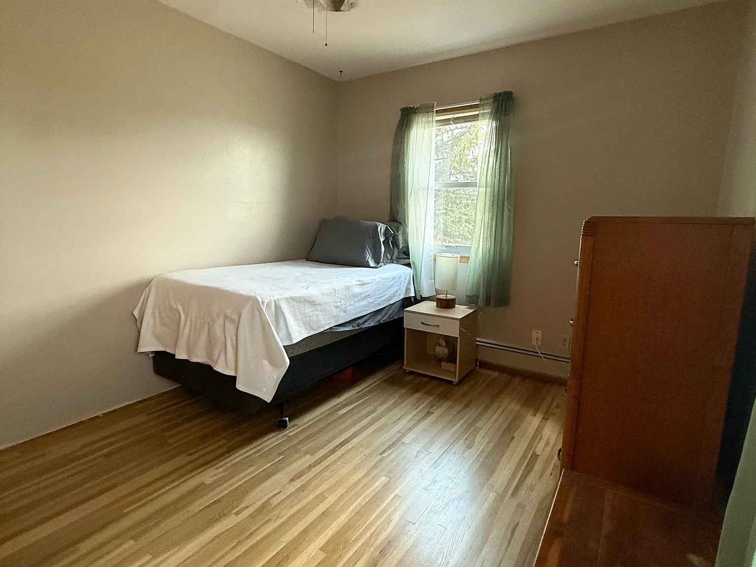 1110 Smith Street - 1 — Photo 4