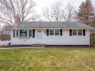 136 Crestridge Dr, Vernon, CT 06066