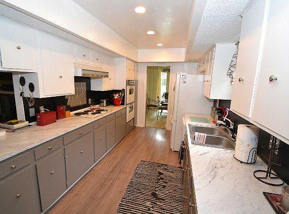 5th image of 305 Birchwood Dr