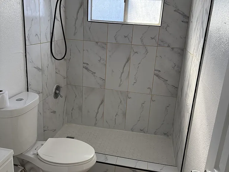 426 N Thompson St #2 — Photo 6