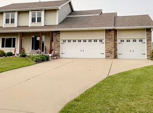 8062 NE 30th Pl, Altoona, IA 50009