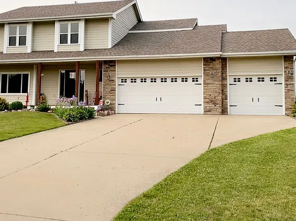 8062 NE 30th Pl, Altoona, IA 50009
