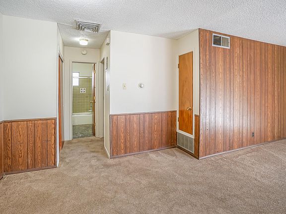 5th image of 510 Valencia Dr SE APT B