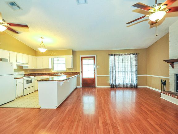 4th image of 138 Gena Marie Dr