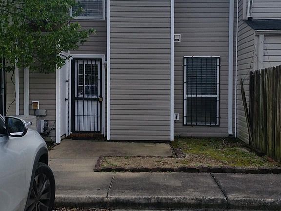 Rear parking view