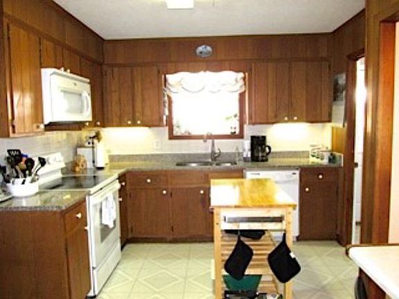 4th image of 213 Shawnee Dr