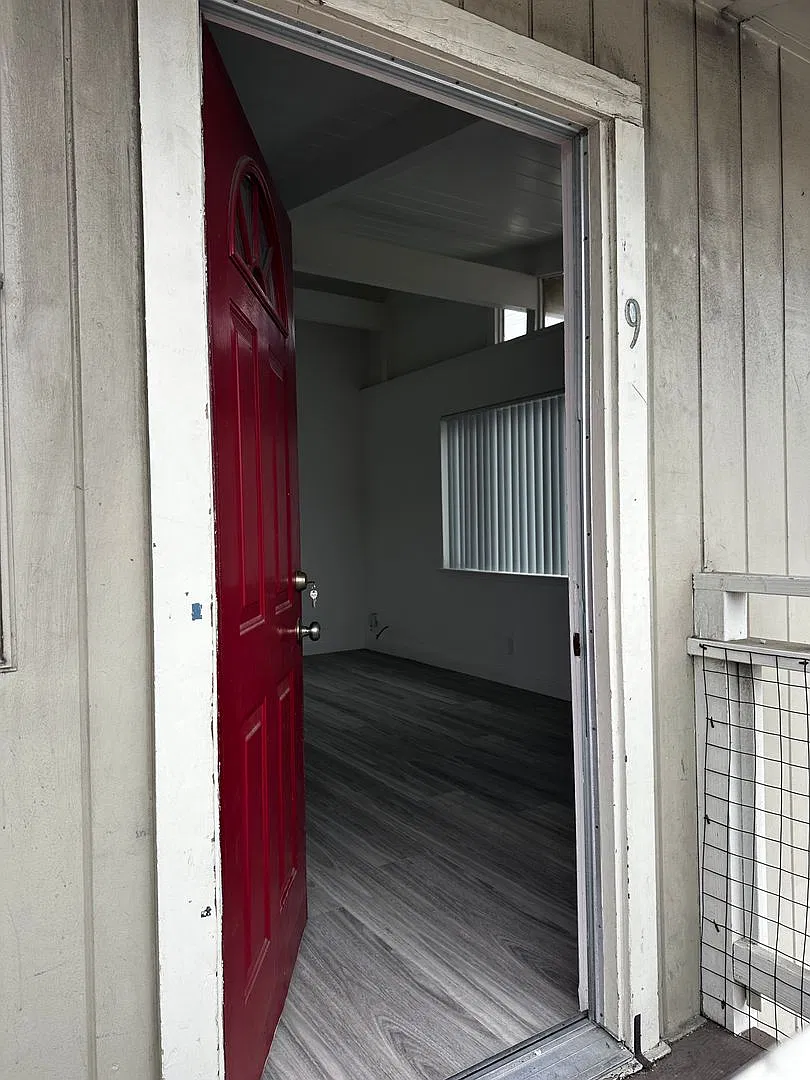 410 Monte Diablo Av. — Photo 2