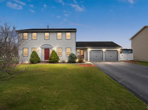 8311 Parker House Path, Cicero, NY 13039