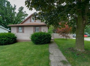 201 Packard St, Bloomington, IL 61701