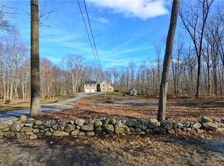 185 Deerfield Rd, Pomfret Center, CT 06259