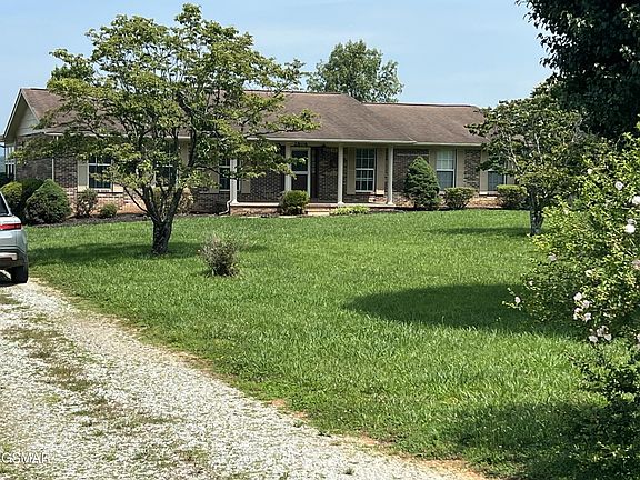 3rd image of 2806 Vicksburg Ln