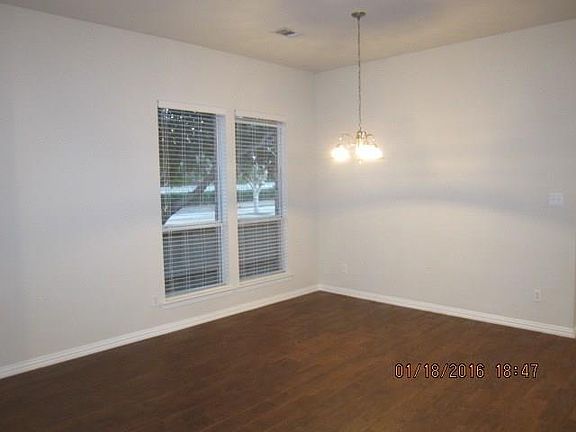 5th image of 1200 Somerset Dr