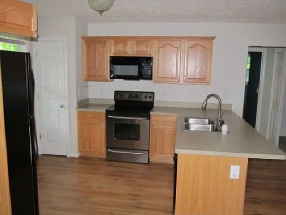 2nd image of 50 Nugget Dr