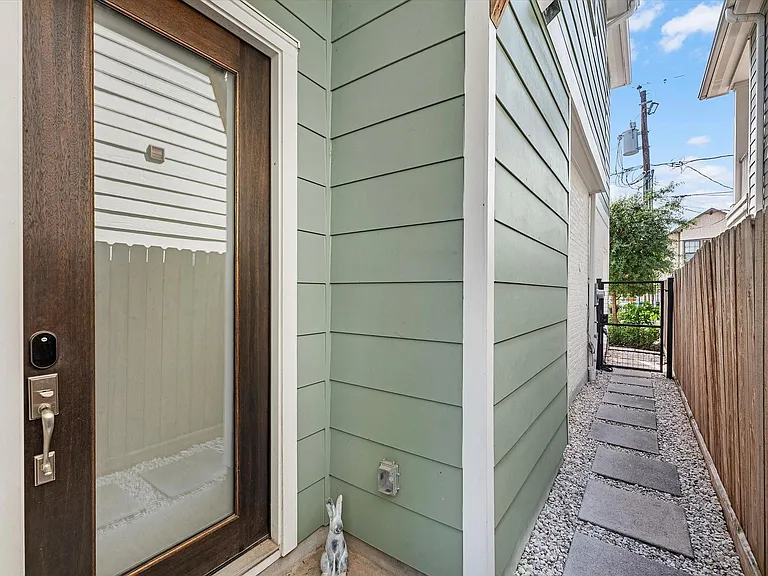 1432 Prince St #C — Photo 5