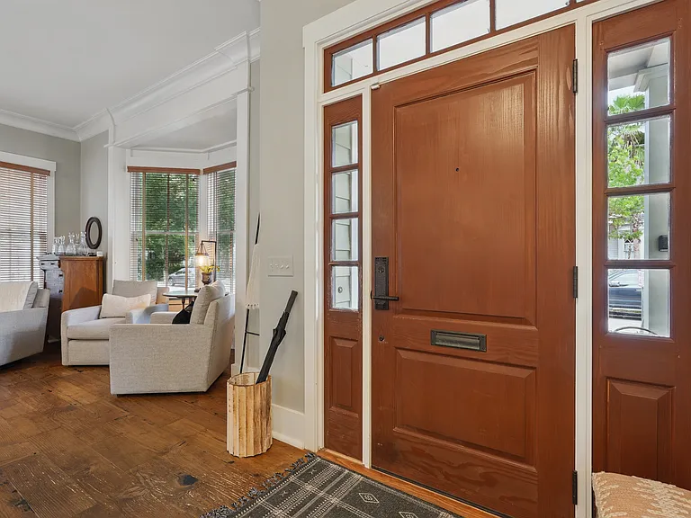 221 E Park Ave — Photo 10