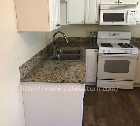5th image of 971 Gretchen Ln