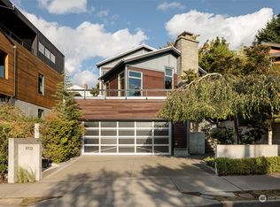 1932 10th Ave E, Seattle, WA 98102