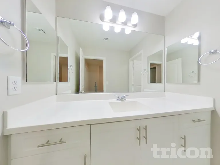12572 W Lindbergh Dr — Photo 16