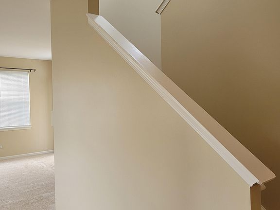 4th image of 16103 Ontario St #16103