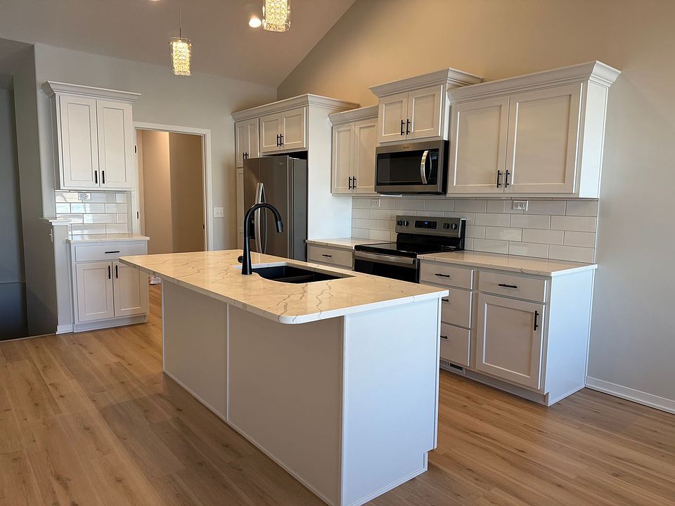 1st image of 6926 Claystone Dr