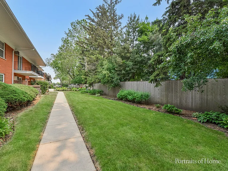 785 Pershing Ave #3B — Photo 8